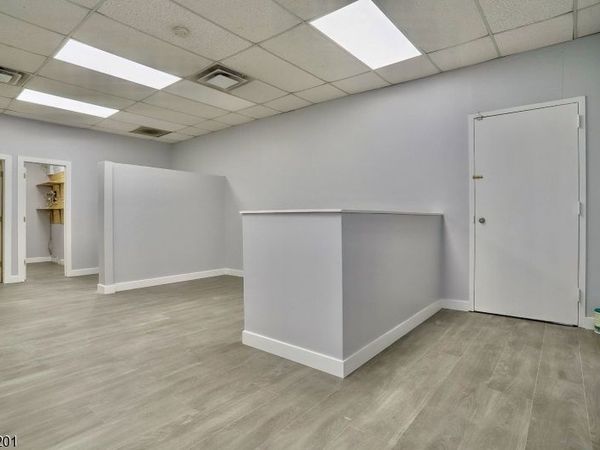 980 Dehart Pl, Elizabeth, NJ 07202