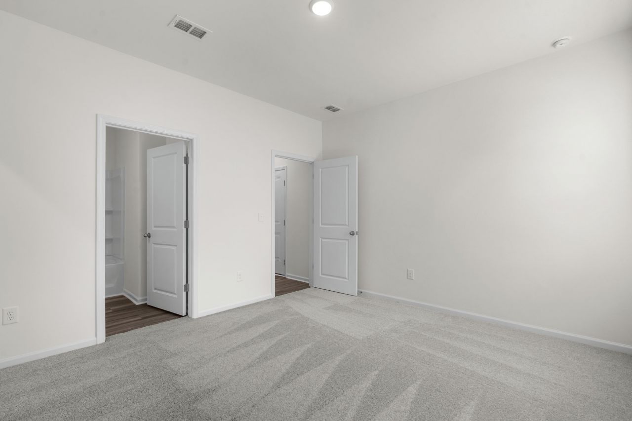 316 Sporting Dr  Photo 17