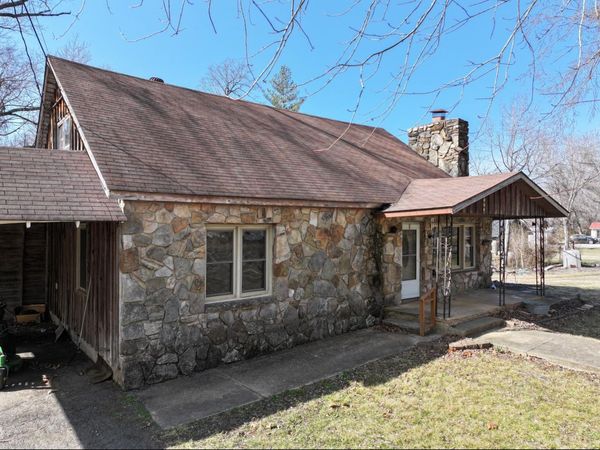 1004 Joyce Street, Van Buren, MO 63965