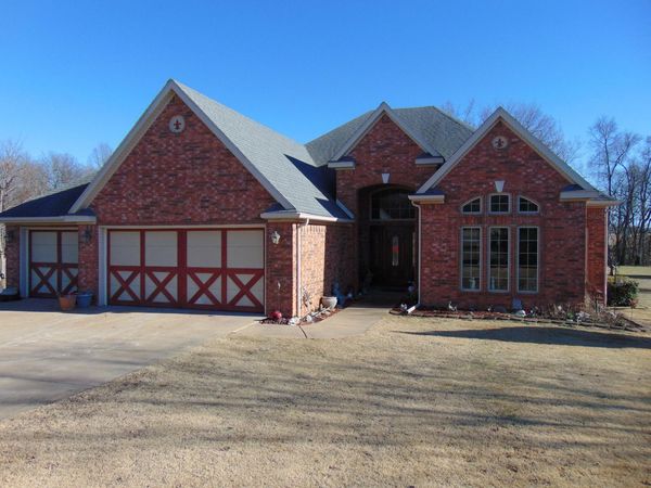 6157 Hunters Glen Road, Seligman, MO 65745