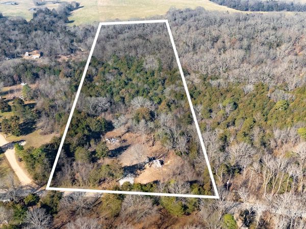 000 Farm Road 1245, Golden, MO 65658