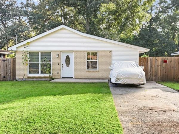 784 PINETREE Street , Slidell, LA 70458