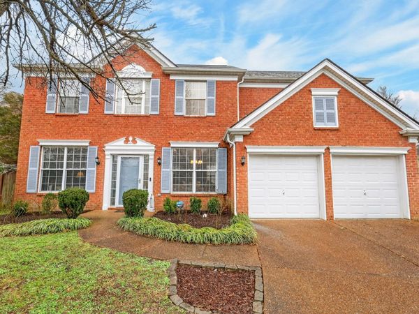 141 Sterling Oaks Ct, Brentwood, TN 37027