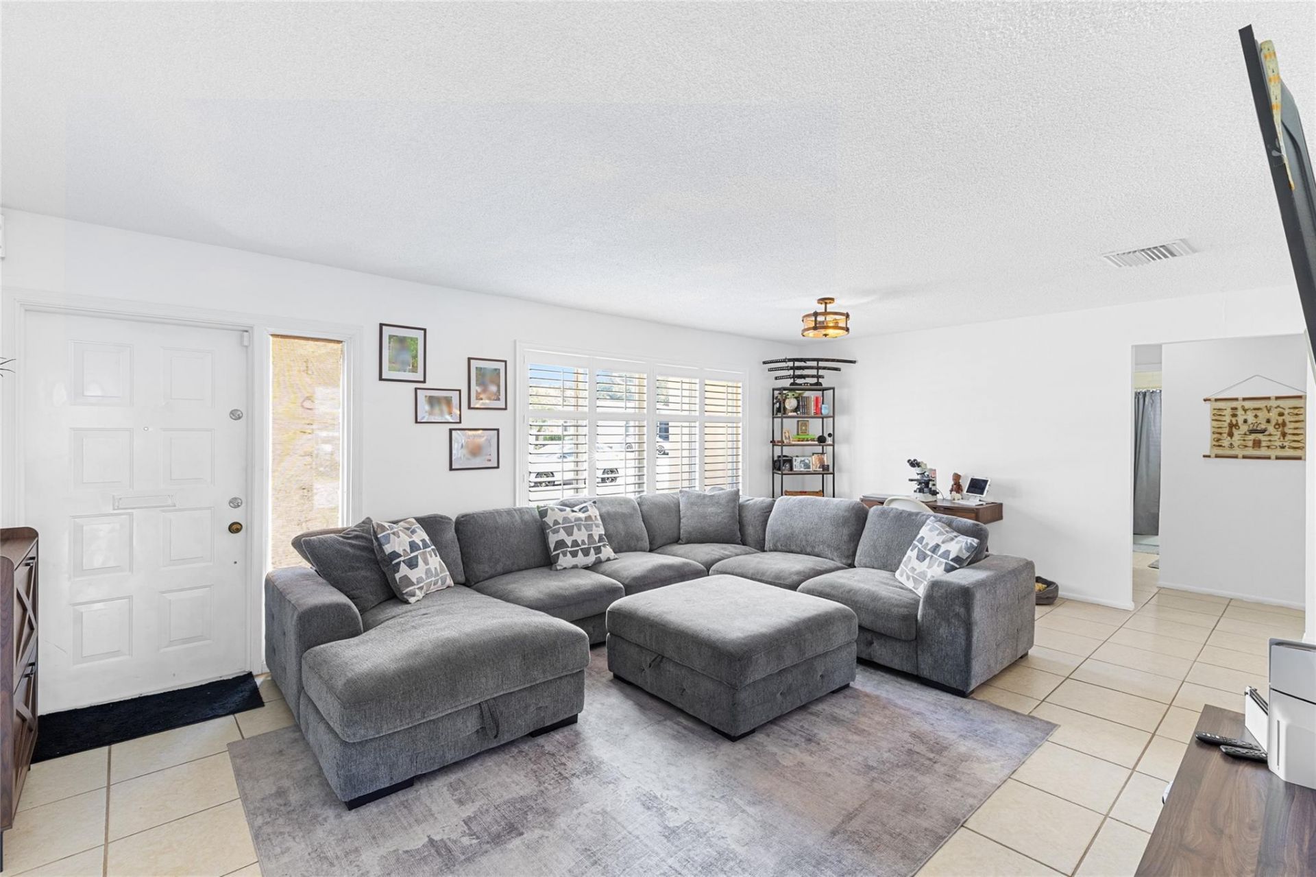 5607 NW 49th Avenue, Tamarac, FL 33319 Photo