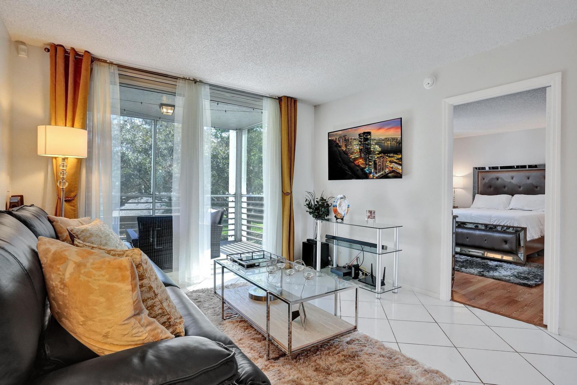 9480 Poinciana Place, Unit 304, Davie, FL 33324 Photo