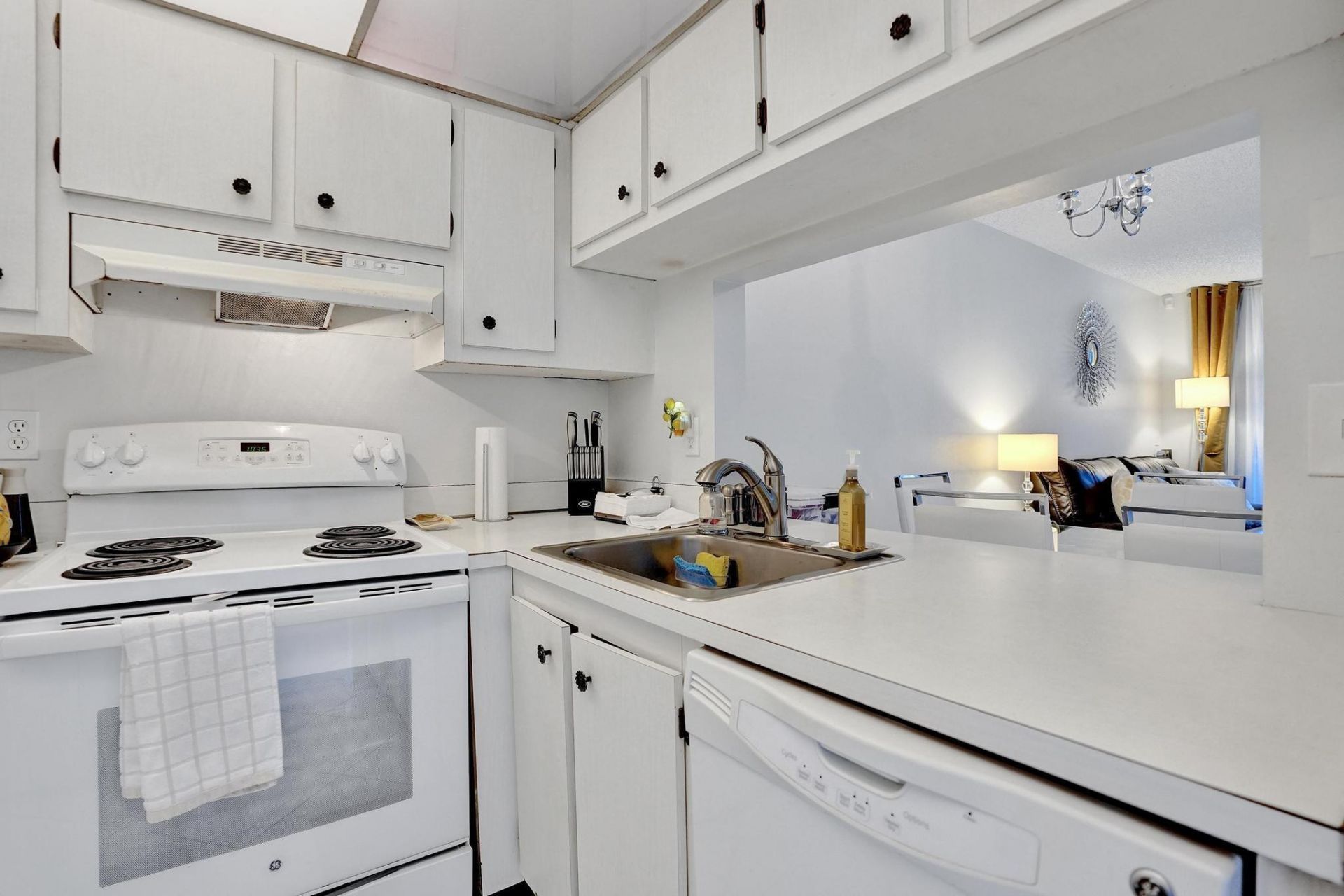 9480 Poinciana Place, Unit 304, Davie, FL 33324 Photo