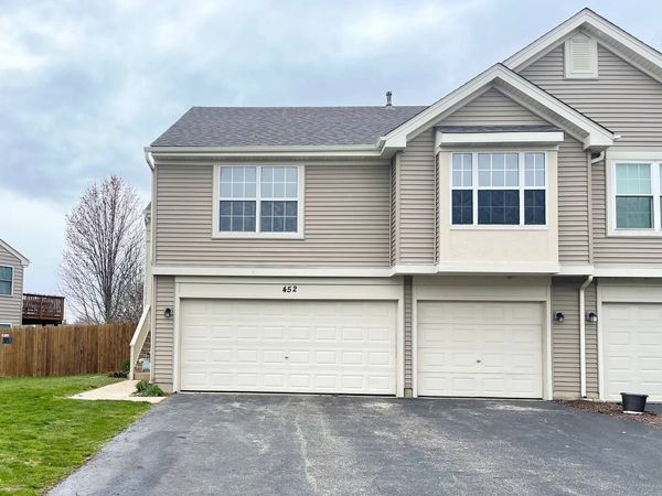 452 GLORIA Lane , Unit 452, Oswego, IL 60543