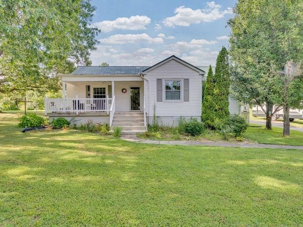 8705 Crossville Highway, Sparta, TN 38583