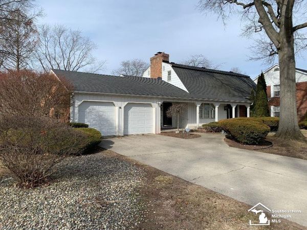 1629 Arbor Avenue, Monroe, MI 48162