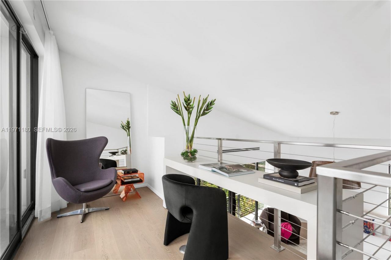 5261 NE 5th Ave , Miami, FL 33137 Photo