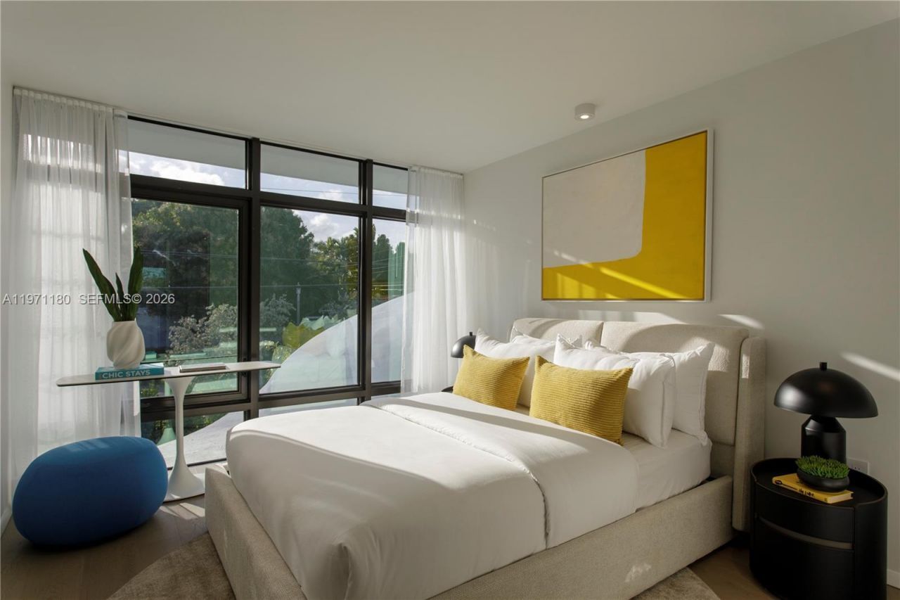 5261 NE 5th Ave , Miami, FL 33137 Photo