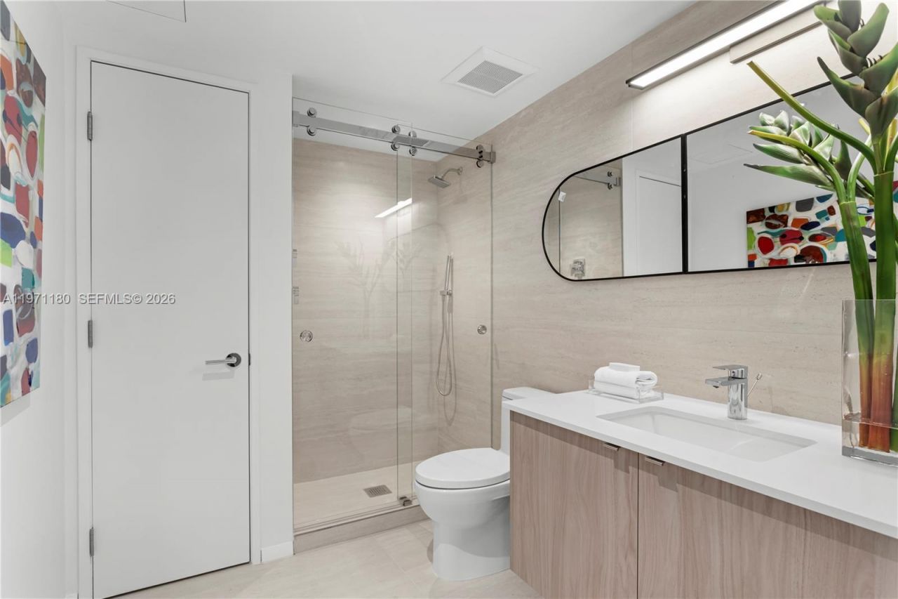 5261 NE 5th Ave , Miami, FL 33137 Photo