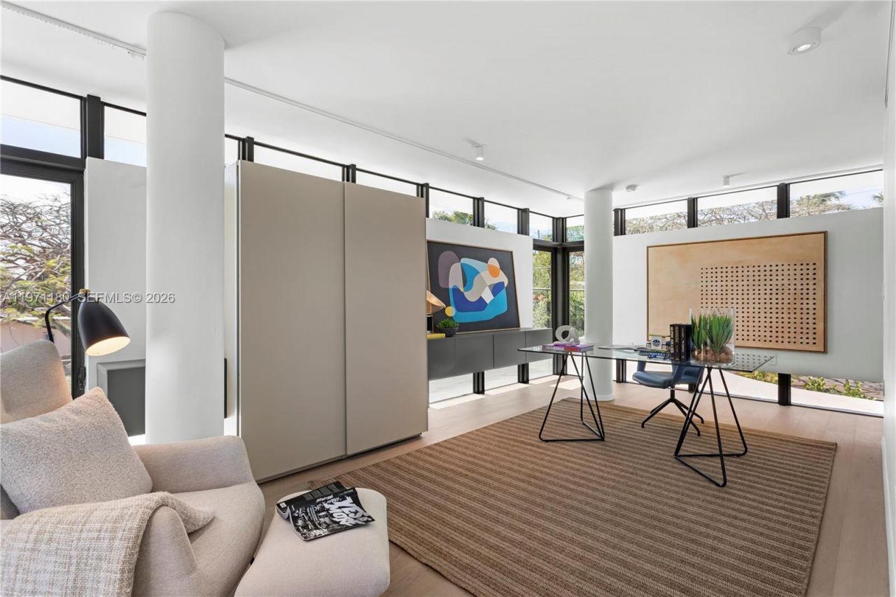 5261 NE 5th Ave , Miami, FL 33137 Photo