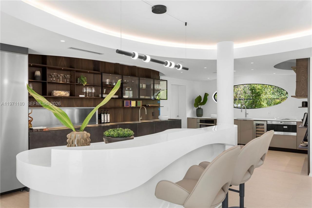 5261 NE 5th Ave , Miami, FL 33137 Photo