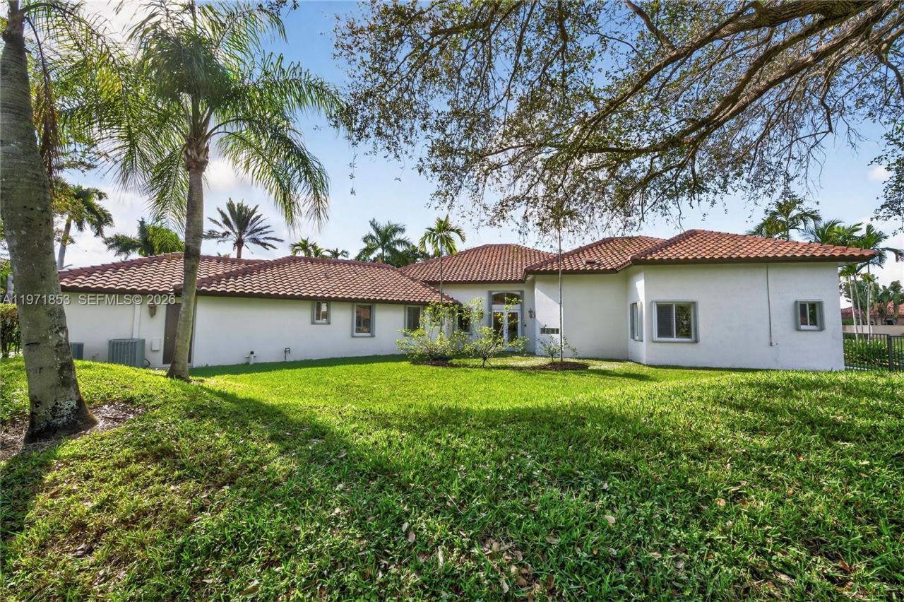 3520 Paddock Rd , Weston, FL 33331 Photo