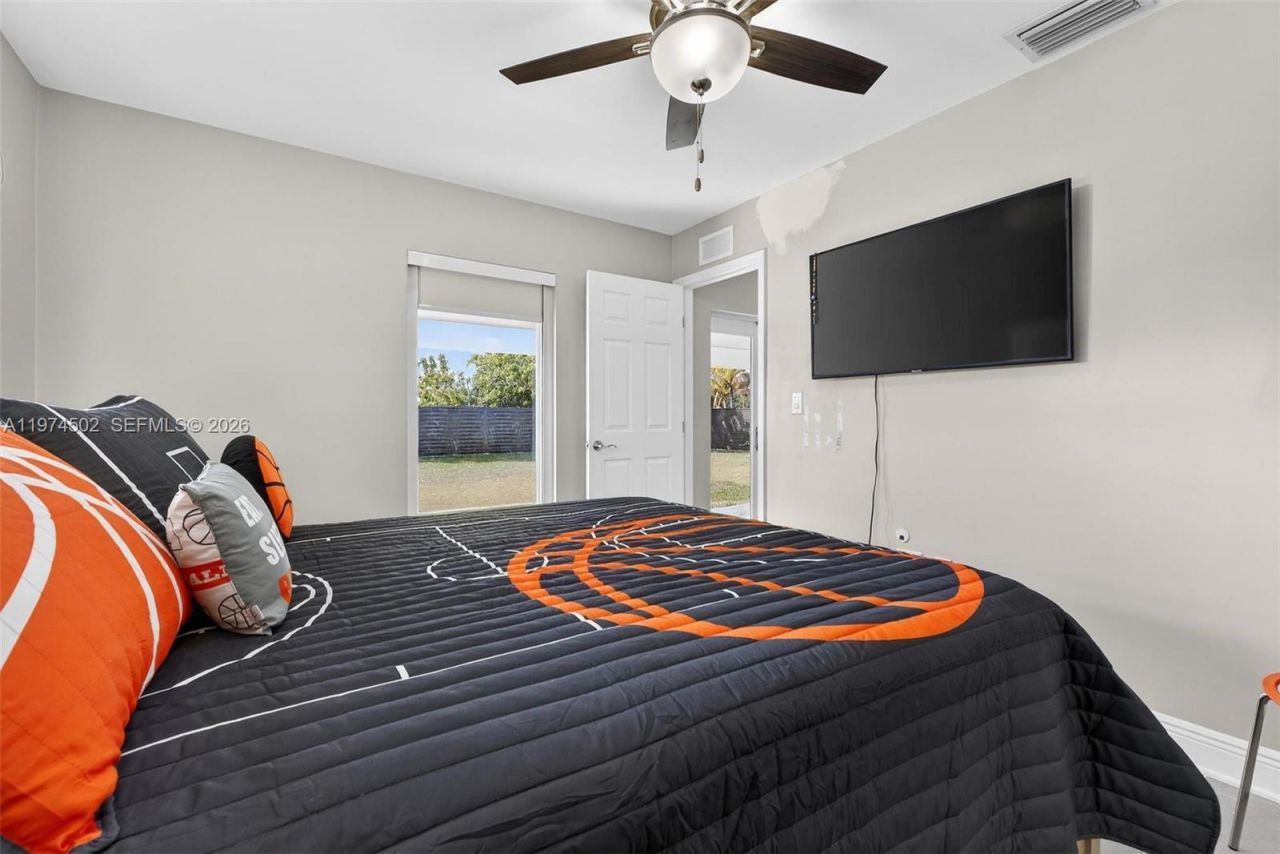 16405 SW 228th St , Unit 1, Miami, FL 33170 Photo