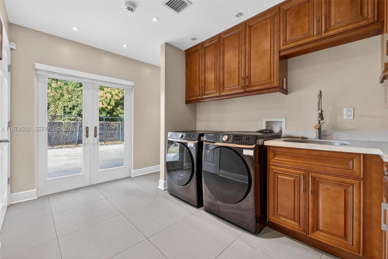 16405 SW 228th St , Unit 1, Miami, FL 33170 Photo