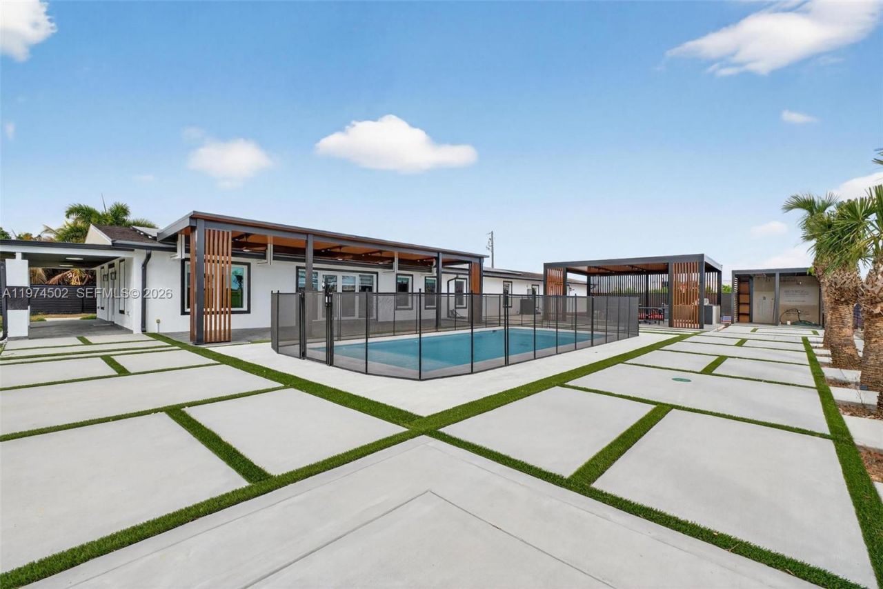 16405 SW 228th St , Unit 1, Miami, FL 33170 Photo