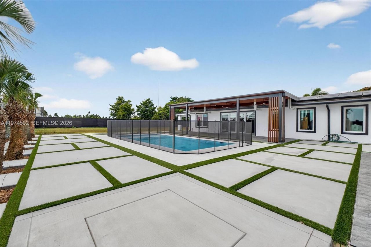 16405 SW 228th St , Unit 1, Miami, FL 33170 Photo