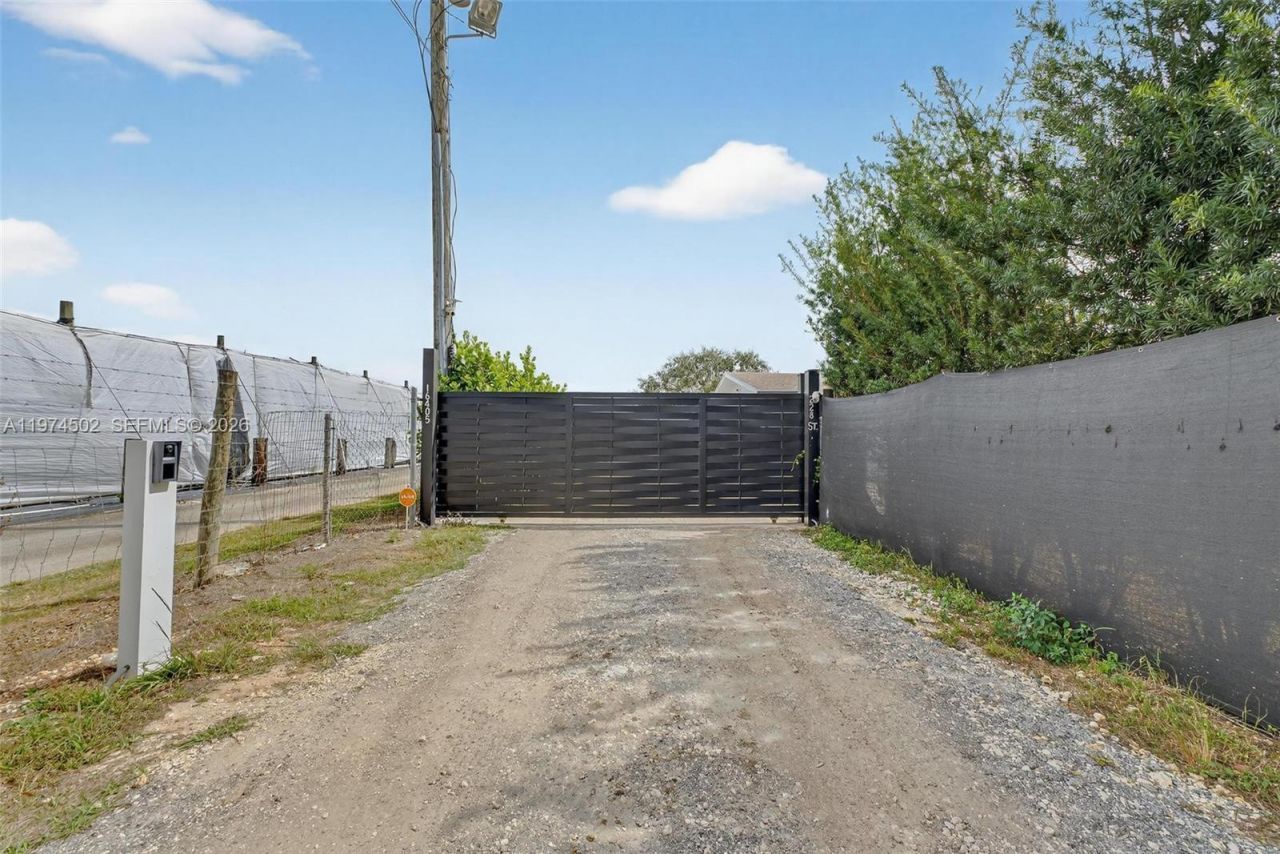 16405 SW 228th St , Unit 1, Miami, FL 33170 Photo