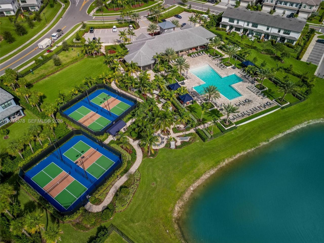 2715 Primrose Pl , Oakland Park, FL 33309 Photo