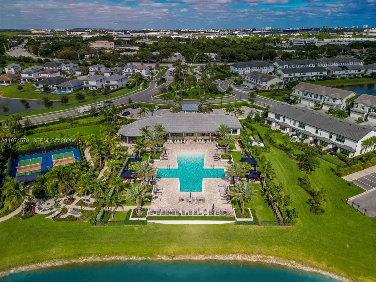 2715 Primrose Pl , Oakland Park, FL 33309 Photo