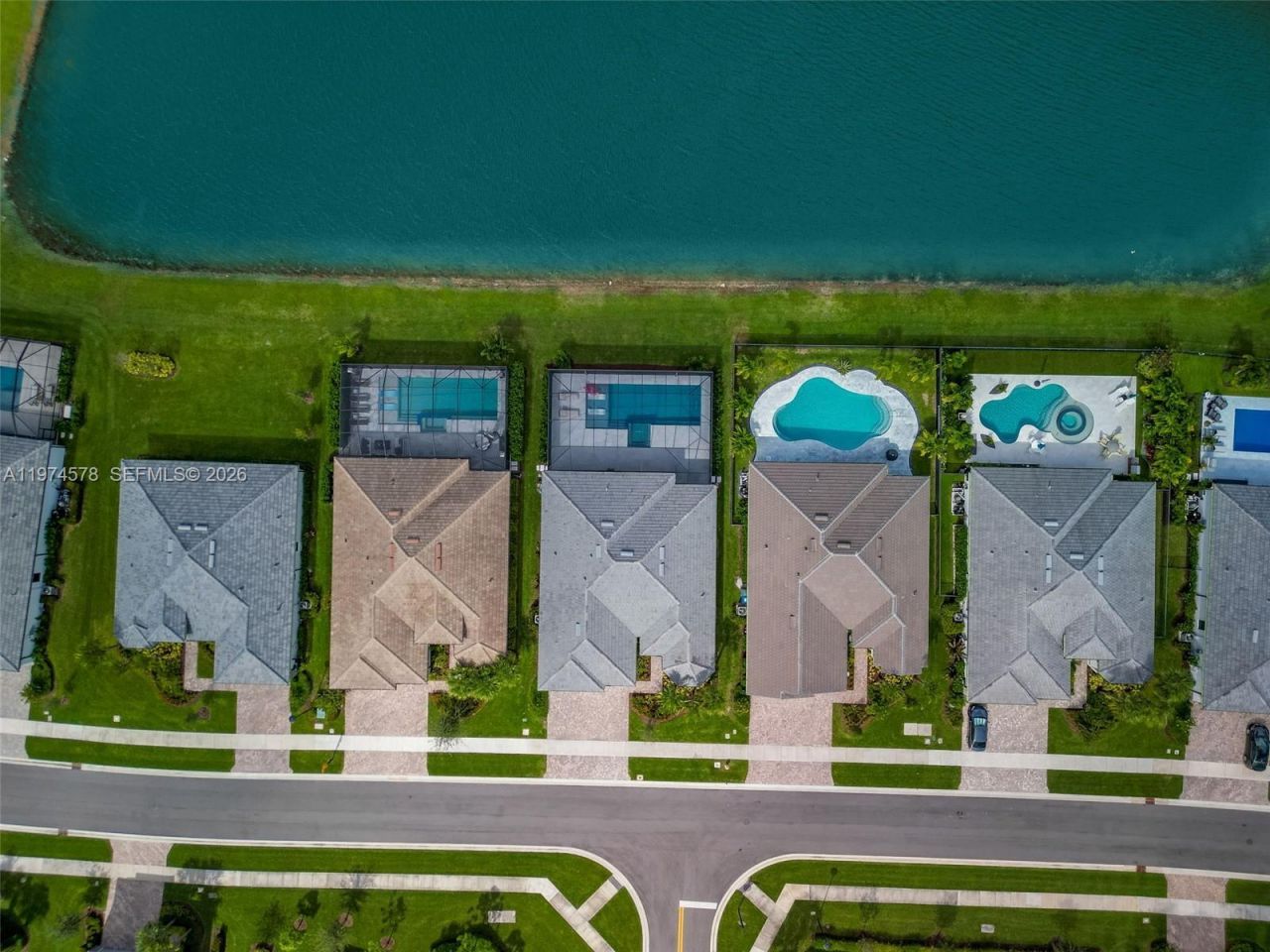 2715 Primrose Pl , Oakland Park, FL 33309 Photo