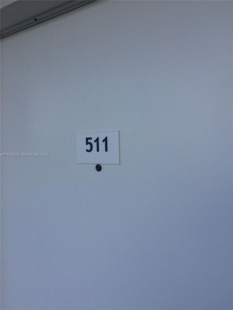 1801 S Treasure Dr, Unit 511, North Bay Village, FL 33141 Photo