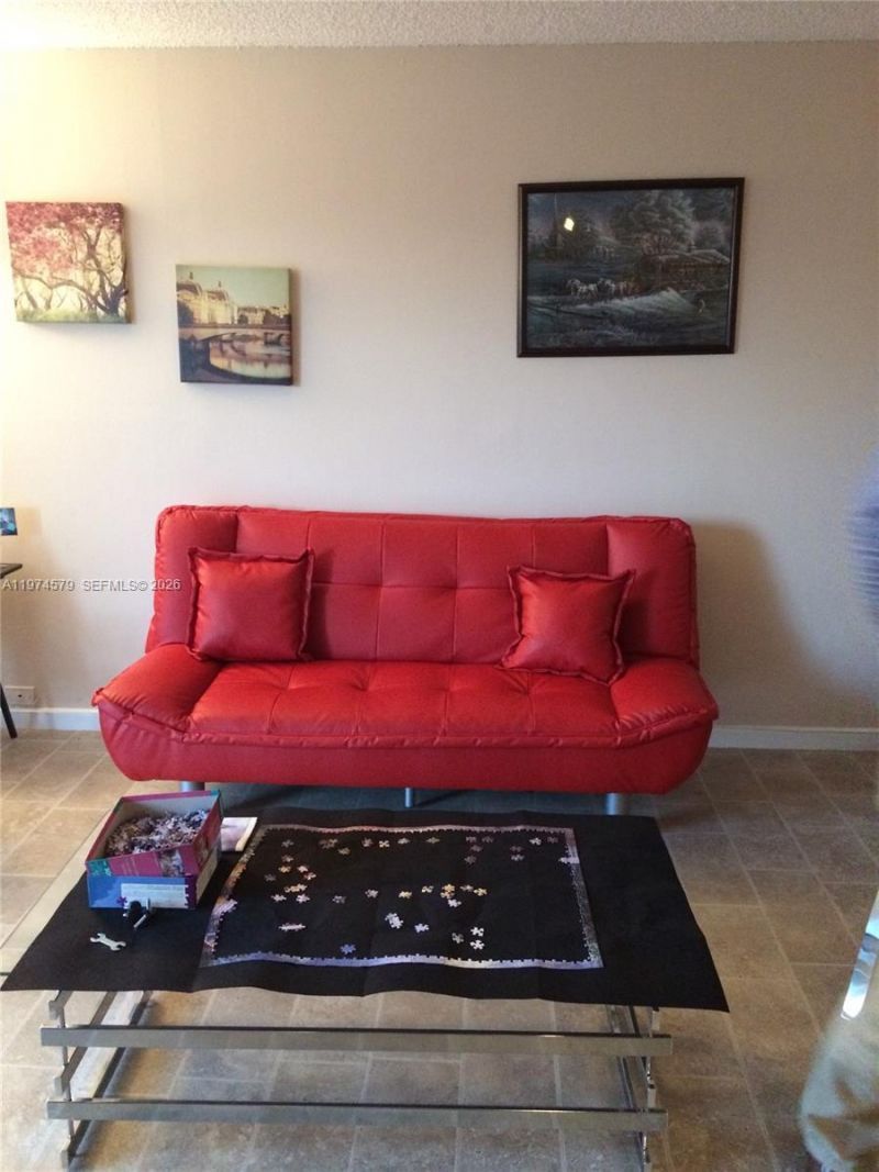 1801 S Treasure Dr, Unit 511, North Bay Village, FL 33141 Photo