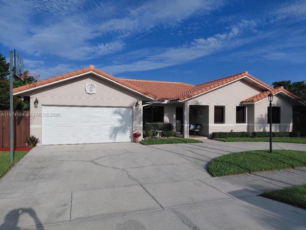 15630 SW 146th Ave , Miami, FL 33177