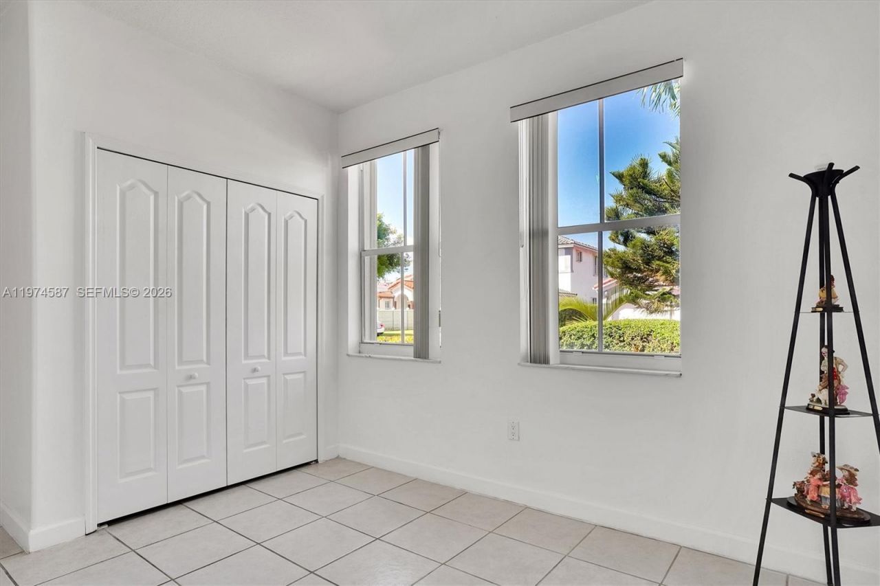 849 NW 136th Ave, Miami, FL 33182 Photo