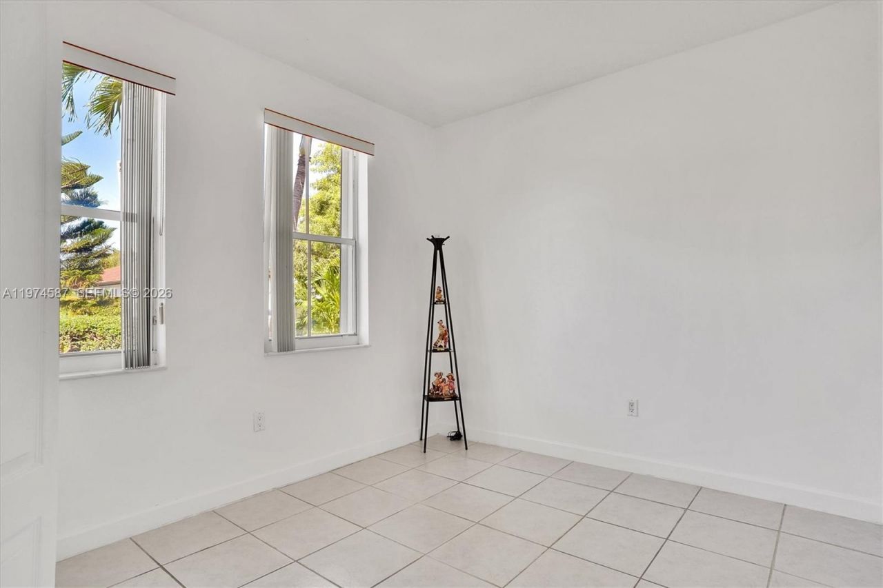 849 NW 136th Ave, Miami, FL 33182 Photo