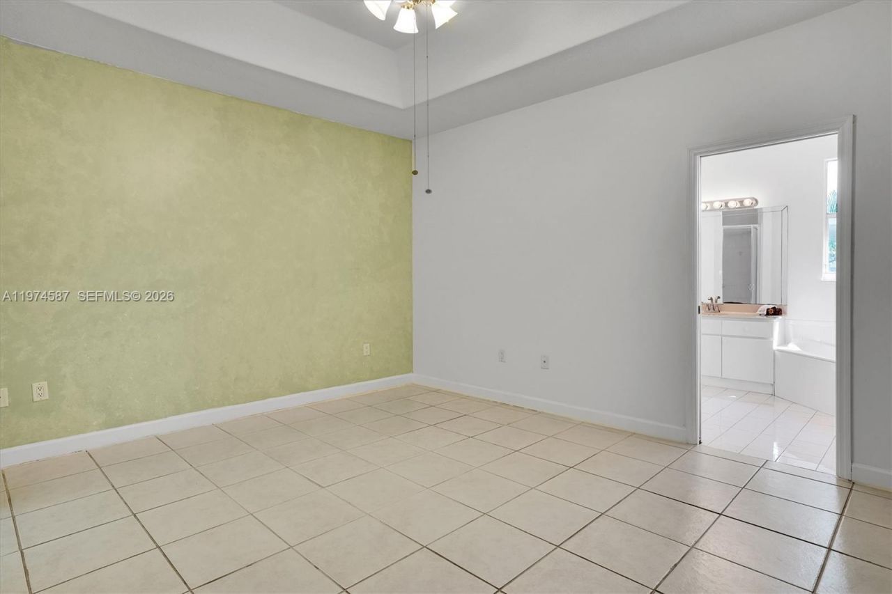 849 NW 136th Ave, Miami, FL 33182 Photo