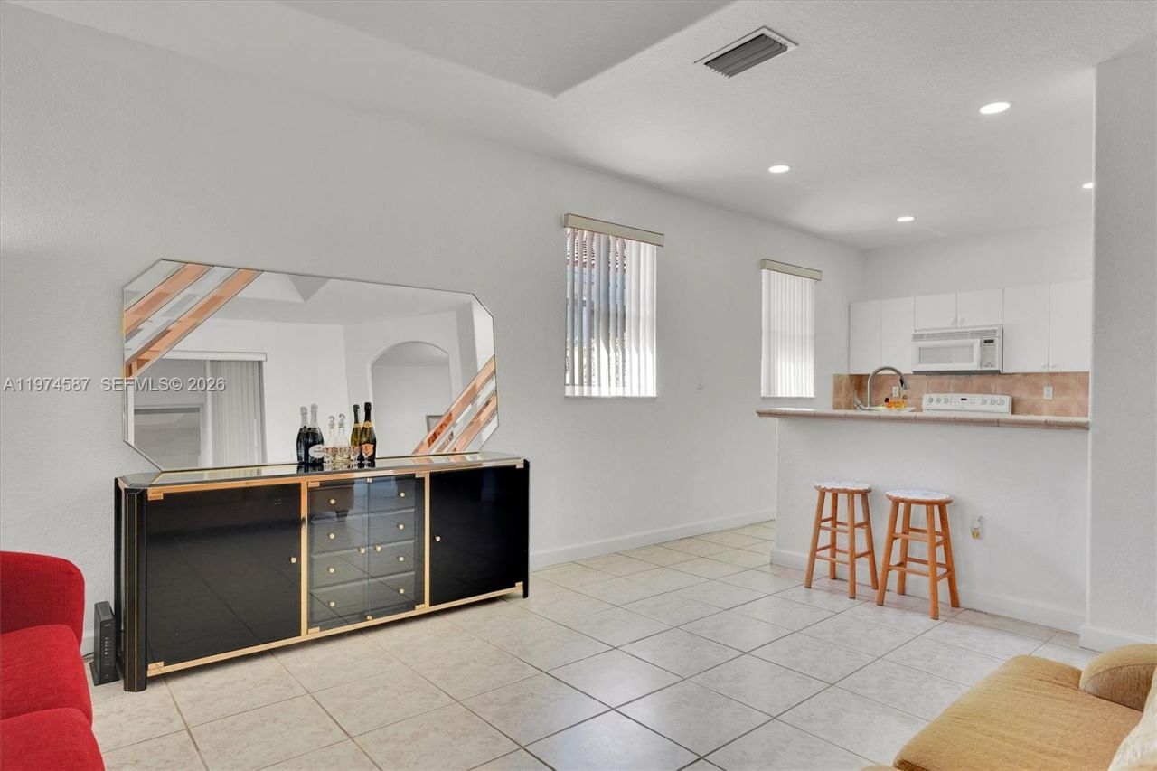 849 NW 136th Ave, Miami, FL 33182 Photo