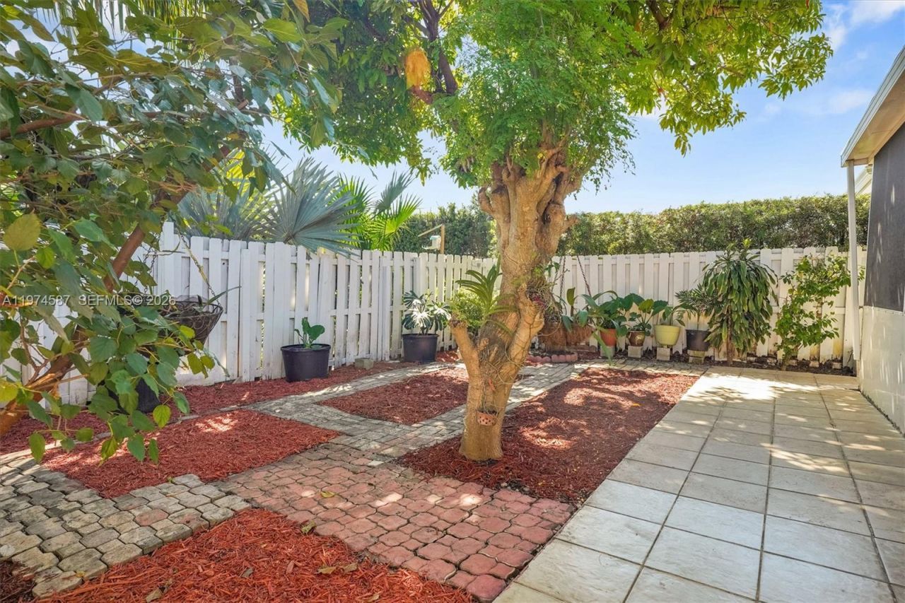 849 NW 136th Ave, Miami, FL 33182 Photo