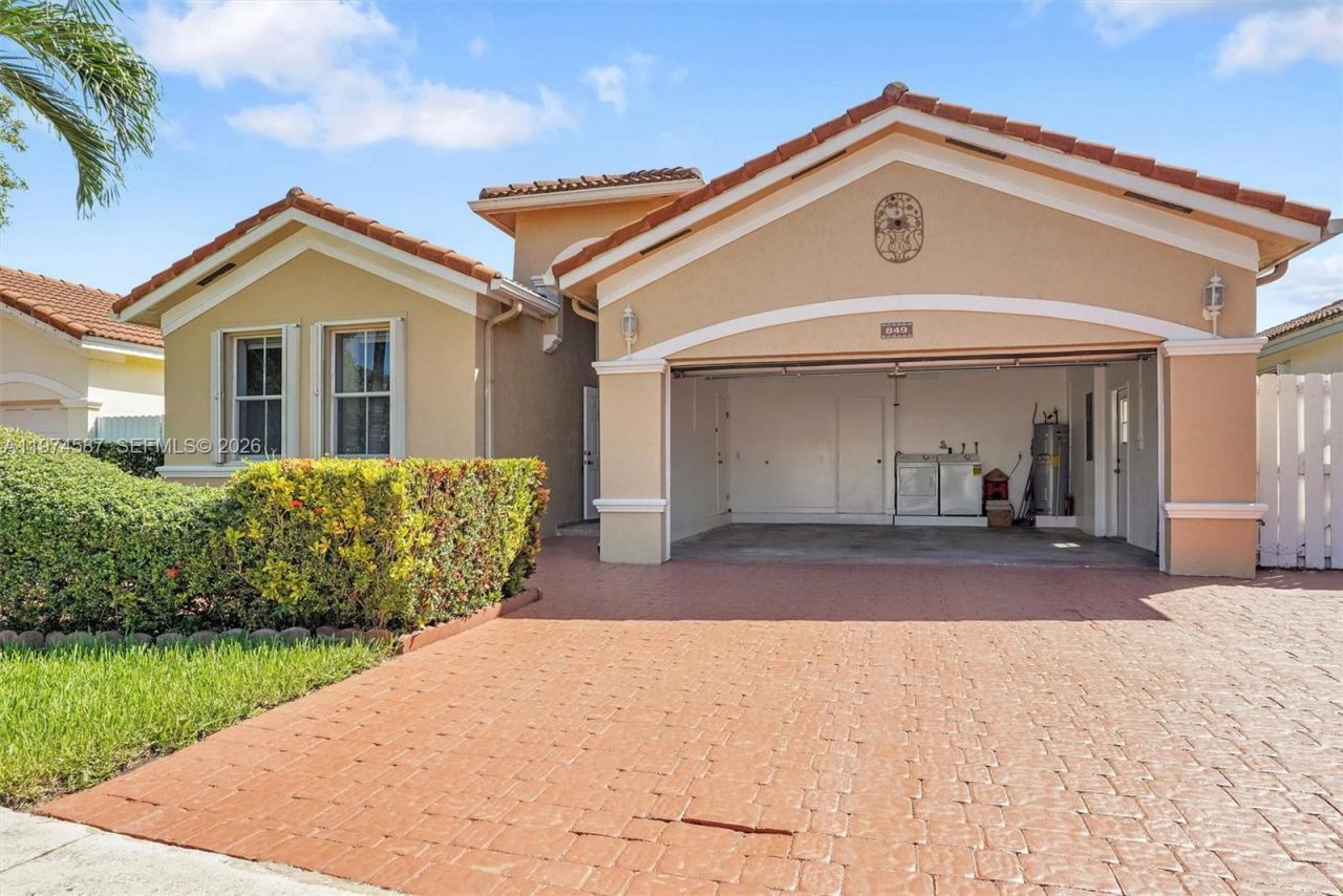 849 NW 136th Ave, Miami, FL 33182 Photo