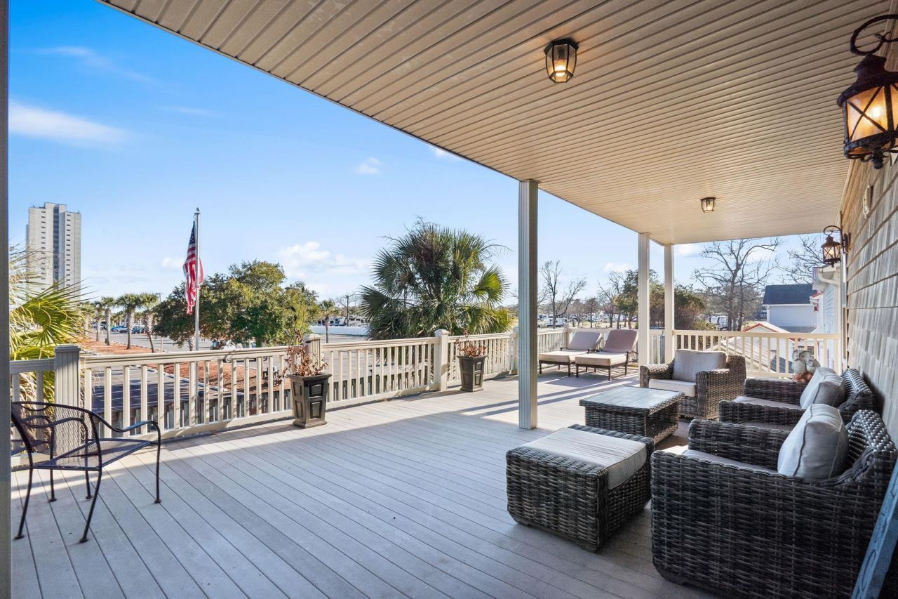 6001 - 6004 S Kings Hwy.  Photo 19