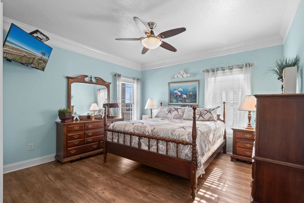 6001 - 6004 S Kings Hwy.  Photo 38