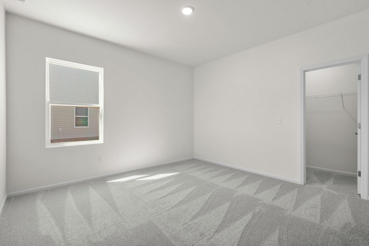 550 Silver Pidgeon St  Photo 18