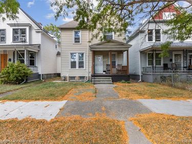 569 Melbourne Street , Detroit, MI 48202