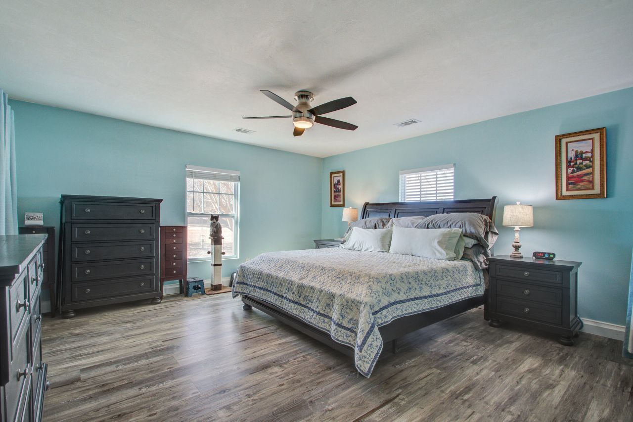 1930 Varner Street Photo 23