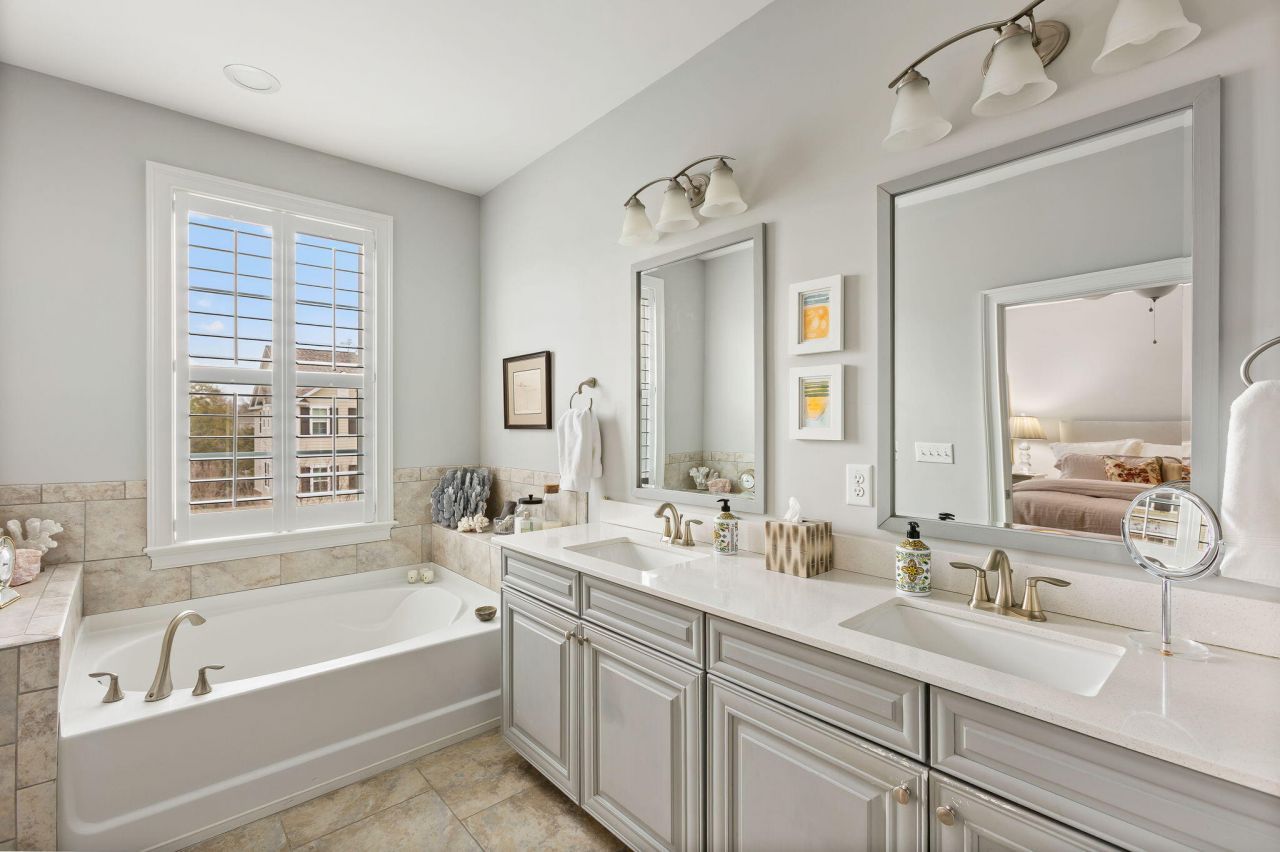 1032 Bowman Woods Drive Photo 16