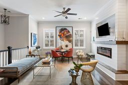 1032 Bowman Woods Drive photo 4