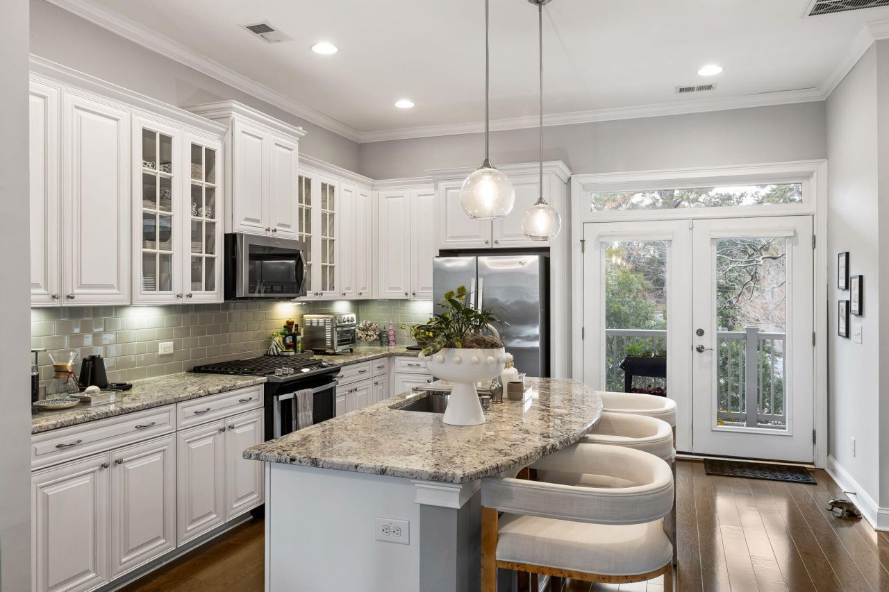 1032 Bowman Woods Drive Photo 5