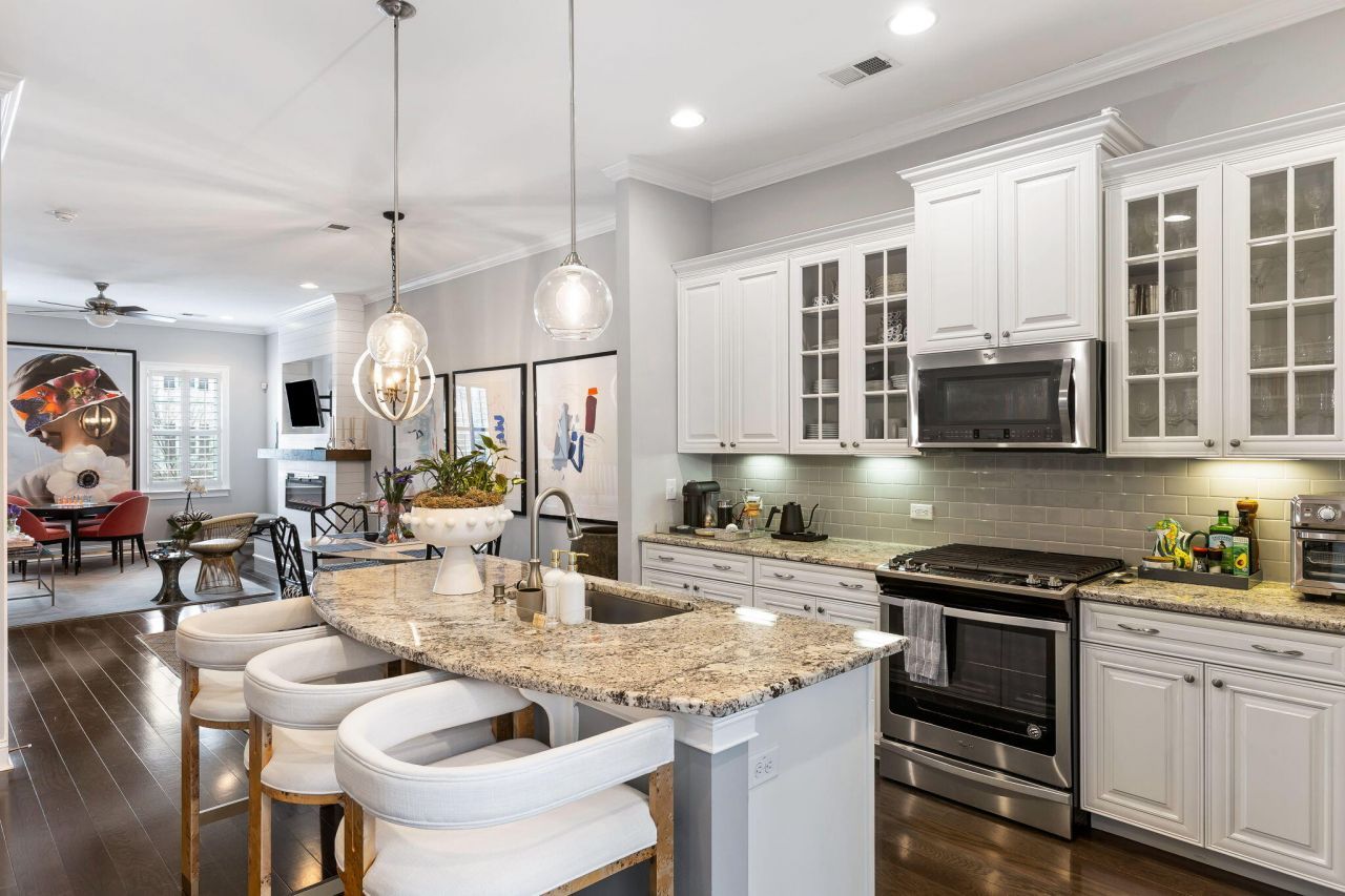 1032 Bowman Woods Drive Photo 6