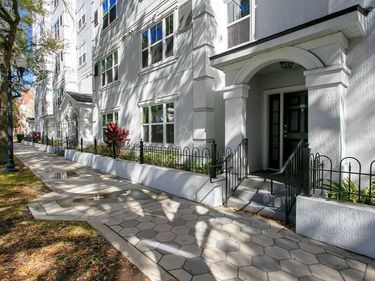 202 E SOUTH STREET , Unit 1049, ORLANDO, FL 32801