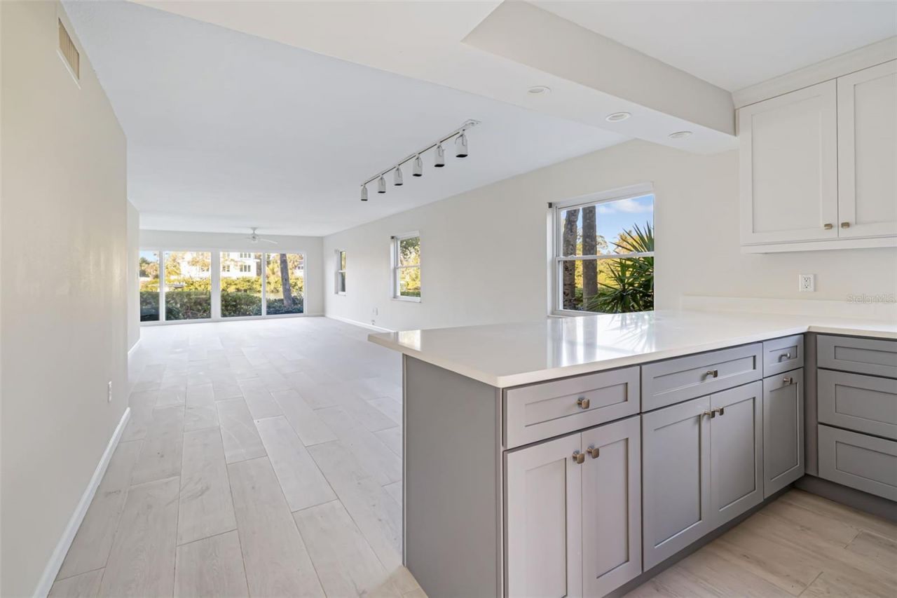 6750 Gulf Of Mexico Drive, Unit 163, Longboat Key, FL 34228 Photo