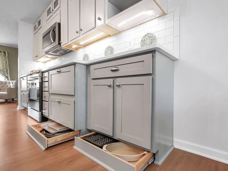 824 Cape Henry Drive, Columbus, OH 43228 Photo 17