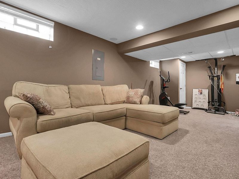 824 Cape Henry Drive, Columbus, OH 43228 Photo 29