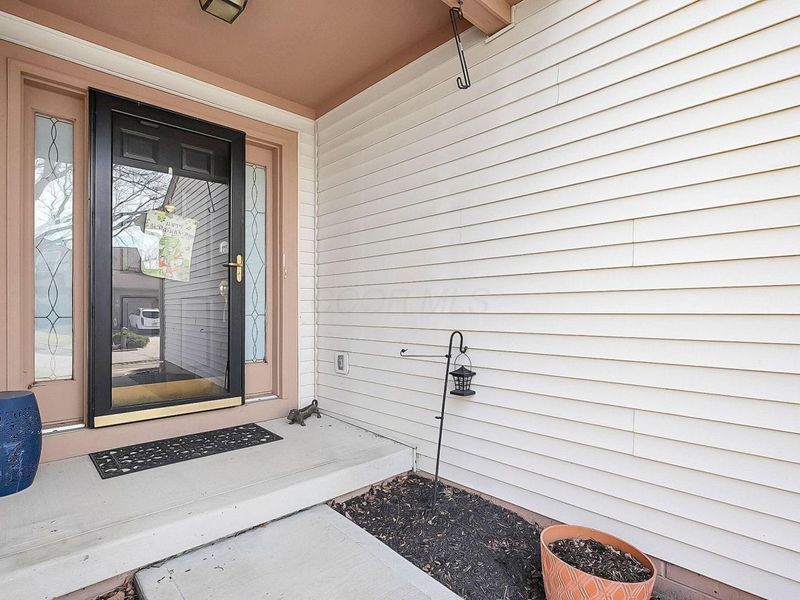 824 Cape Henry Drive, Columbus, OH 43228 Photo 4